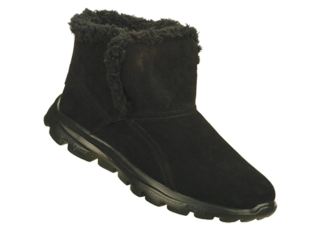 Womens On The GO Chugga Boot SRP: £67.00 - Trade Price: - £33.00 The Skechers On the GO - Chugga combines a soft all suede upper with faux fur lining.