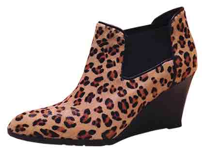 Cat Trade price: £36.95 Ladies stylish on trend pointed toe wedge in Animal print