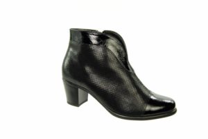 January Footwear Focus Road Test Alpina boot 7F906