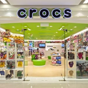 wf201882908p Crocs increases fourth quarter guidance